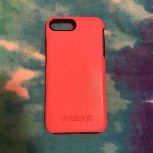 • iPhone 7 Plus OtterBox •